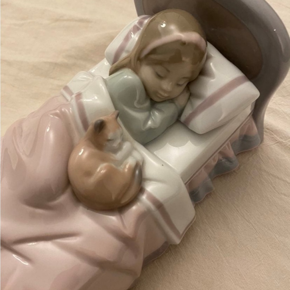 Lladro sweet dream